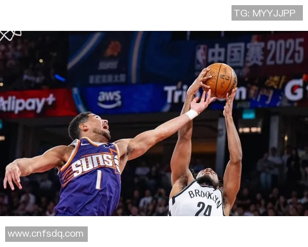 猛龙与雄鹿激战正酣解说员热情解读比赛精彩瞬间